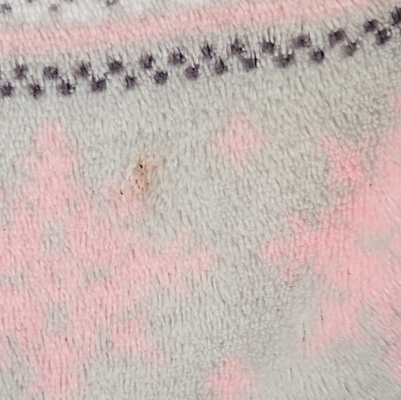 Cozy Pink and Gray Patterned Onesie | Weekend Edition Size Large - Picture 5 of 12